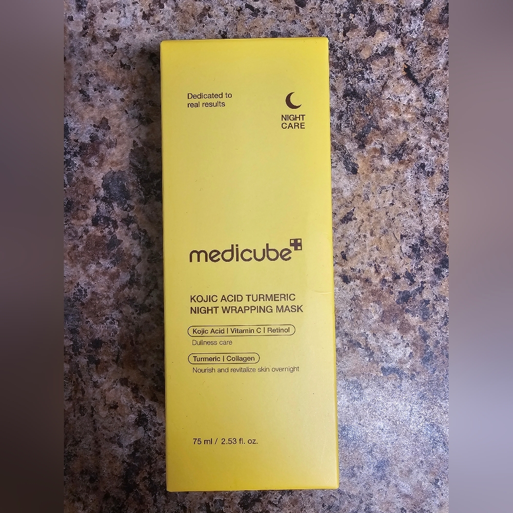 MEDICUBE Kojic Acid Turmeric Night Wrapping Mask